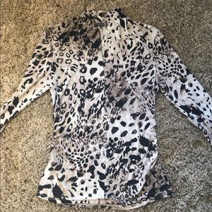 Vince Camuto  Women’s leopard blouse M